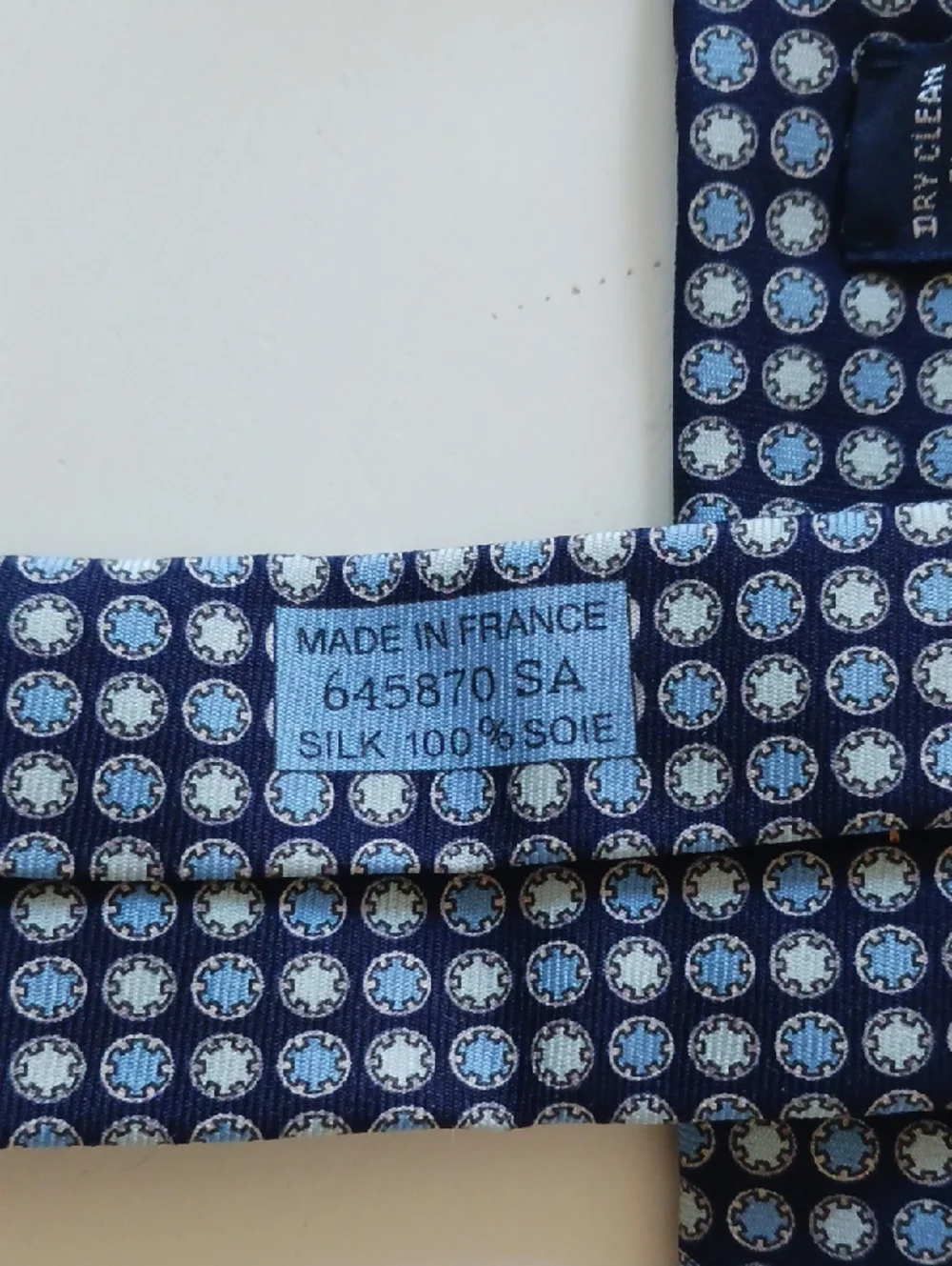 Hermes Cassette Tape Classic Blue Micro-Pattern Men’s Tie, 645870 SA, France